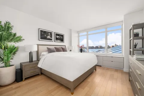 $2,295,000 | 22 North 6th Street, Unit 4S | Williamsburg