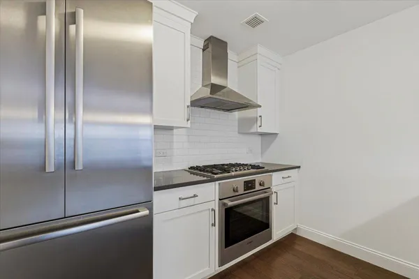 $6,000 | 10 Byron Place, Unit 320, Larchmont, NY 10538