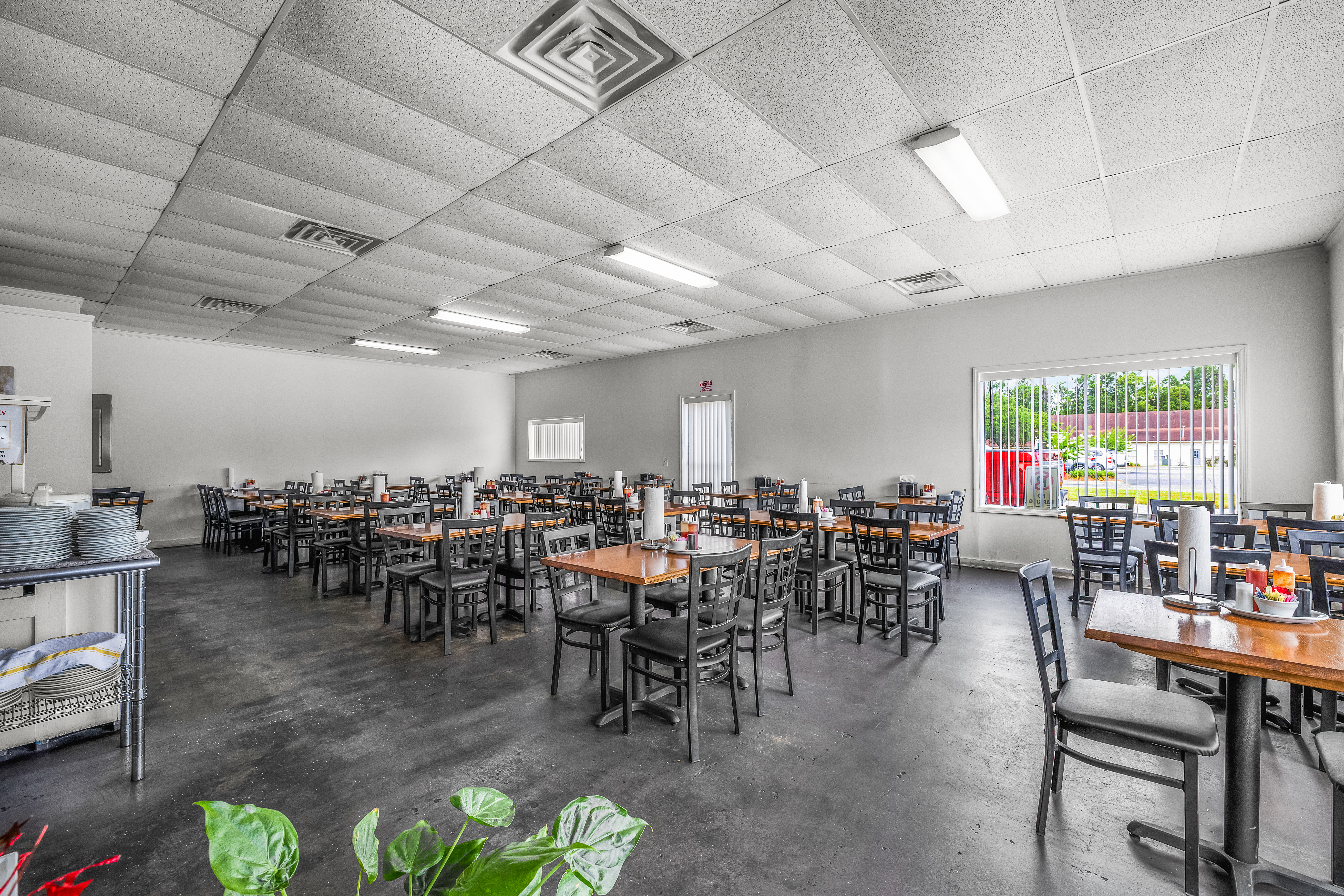 697 West Cherry Street Jesup, GA 31545 - Photo 8 of 47