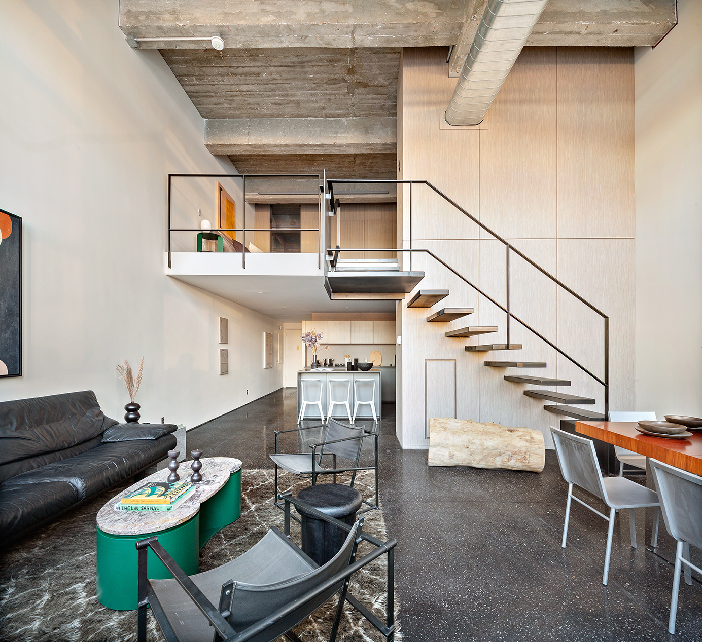 330 Wythe Avenue, Unit 6I Brooklyn, NY 11249 - Photo 2 of 14 a living room with furniture