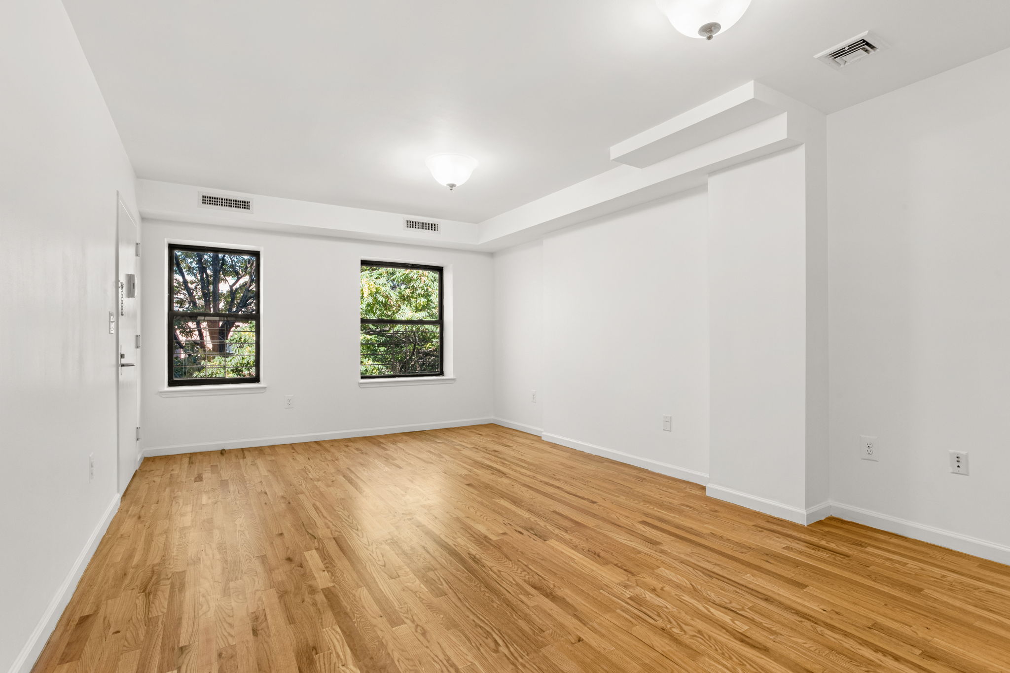 63 West 127th Street, Unit 3 Manhattan, NY 10027 - Photo 2 of 13