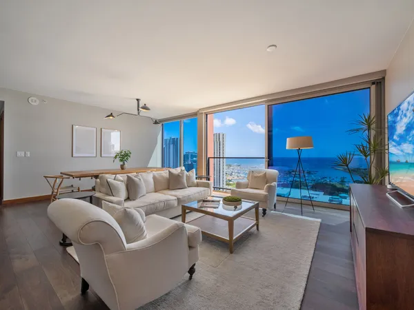 $3,495,000 | 1555 Kapiolani Boulevard, Unit 2002, Honolulu, HI 96814