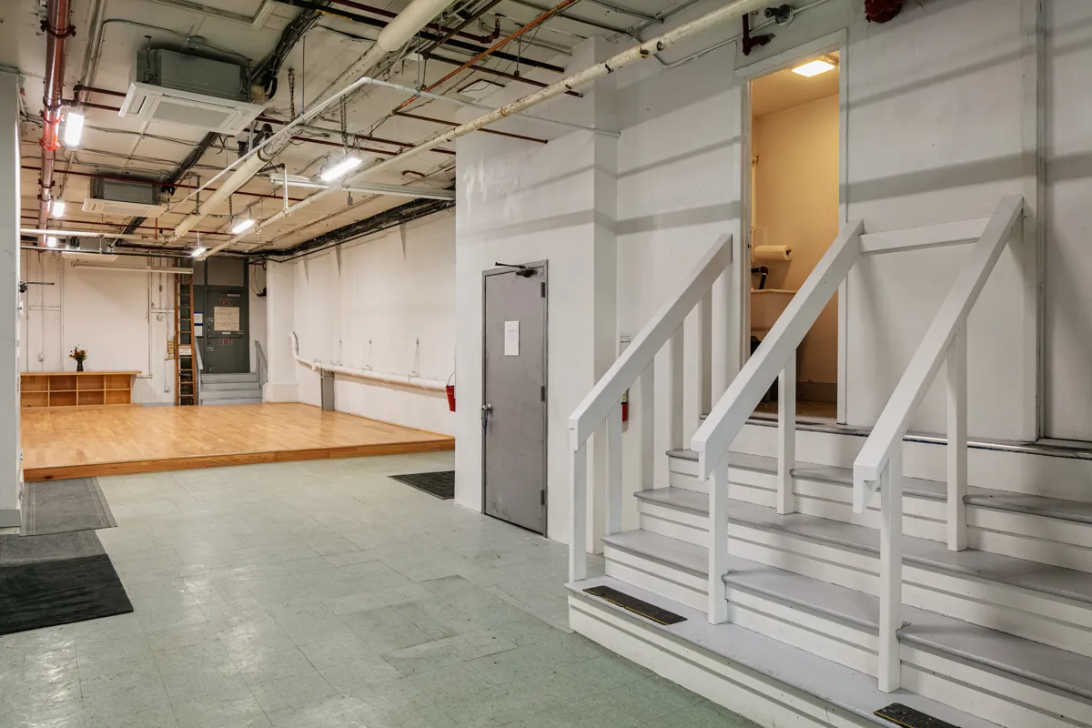 a view of a indoor garage