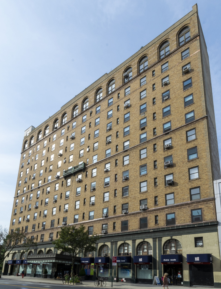 315 West 23rd Street, Unit 3E Manhattan, NY 10011 - Photo 8 of 10