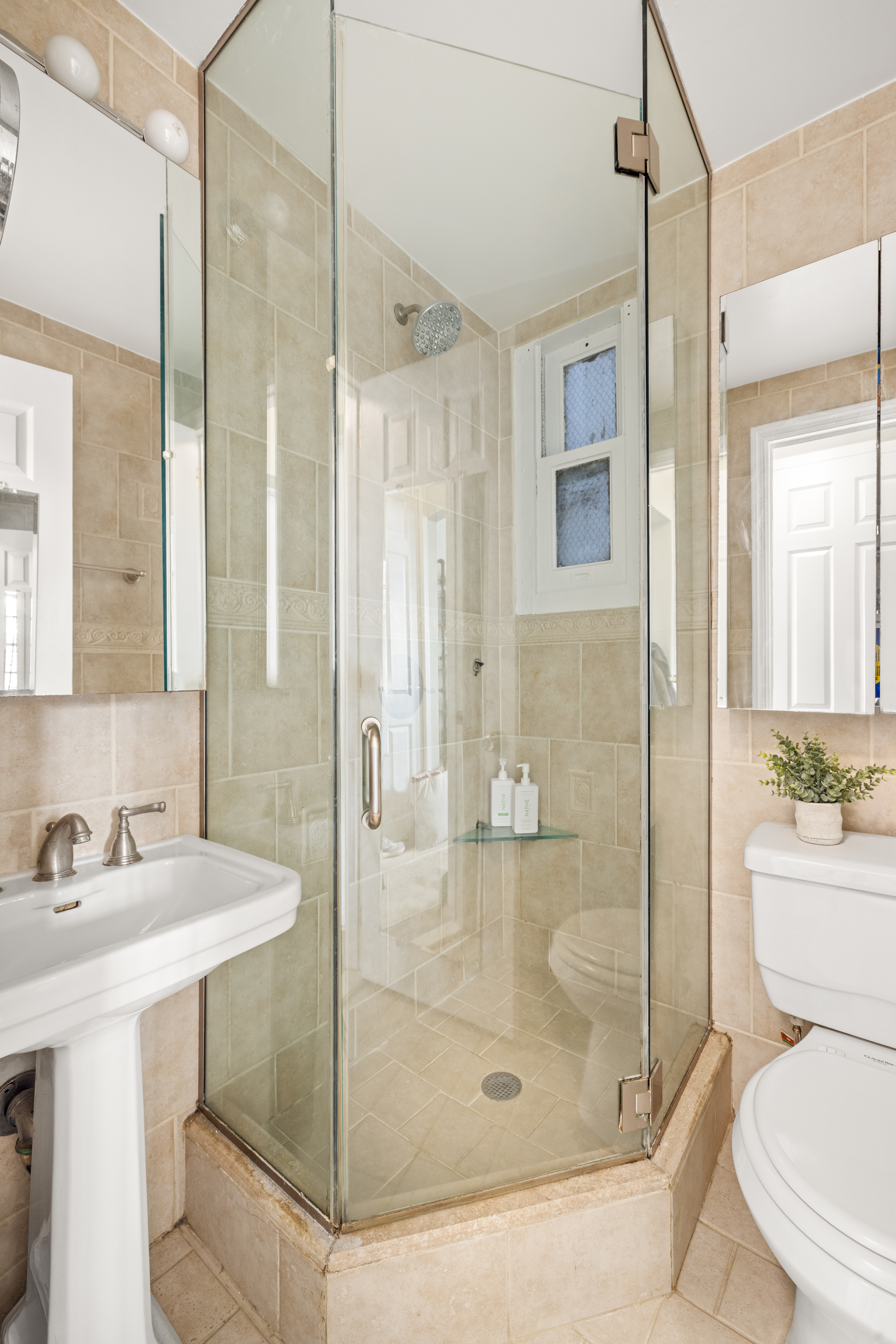 516 East 78th Street, Unit 3O Manhattan, NY 10075 - Photo 5 of 11