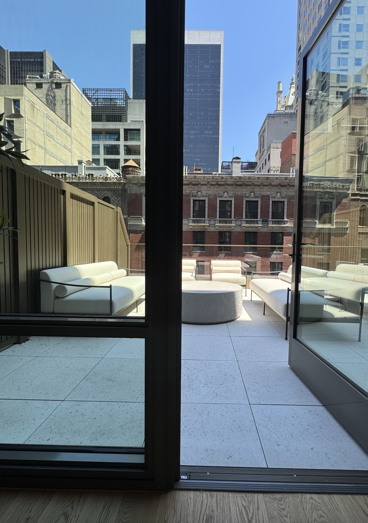 18 West 55th Street, Unit 7B Manhattan, NY 10019 - Photo 6 of 20 a view of a terrace