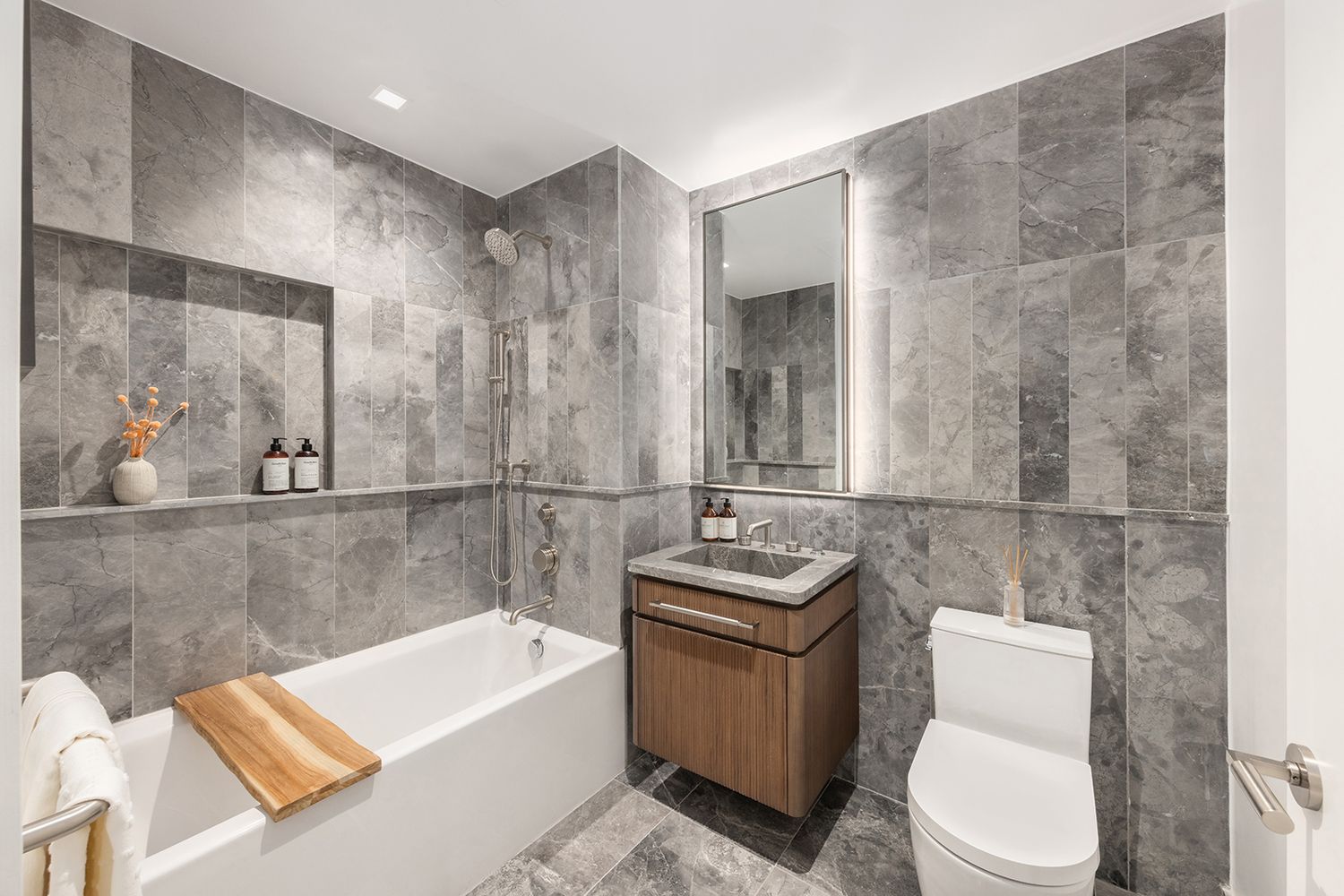 $1,735,000 | 208 Delancey Street, Unit 4E | Lower East Side