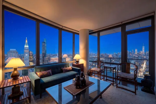 $5,000,000 | 101 West 24th Street, Unit 36C | Chelsea