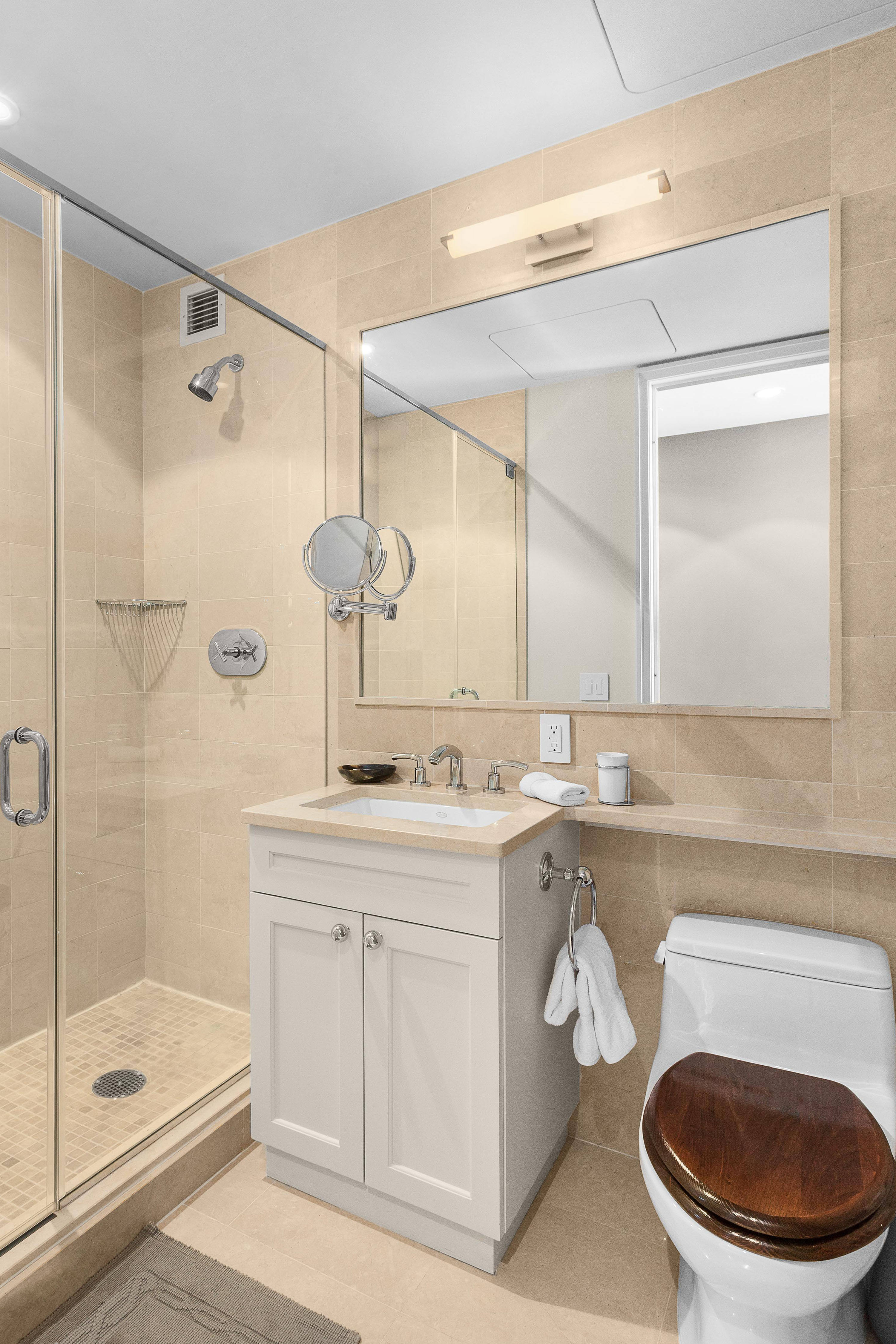 80 Columbus Circle, Unit Undisclosed New York, NY 10019 - Photo 20 of 26