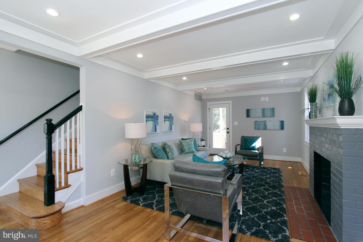 4889 Queens Chapel Terrace Northeast Washington, DC 20017 - Photo 2 of 16