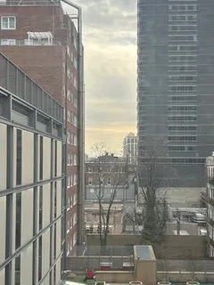$450,000 | 1420 York Avenue, Unit 6J | Lenox Hill