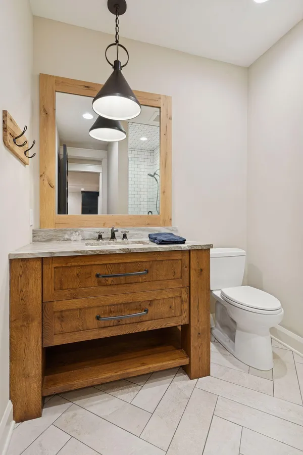 $2,995,000 | Address Upon Request, Wayzata, MN 55391