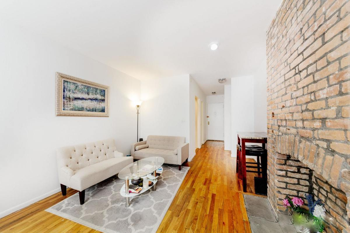 229 East 29th Street, Unit 2R Manhattan, NY 10016 - Photo 2 of 4