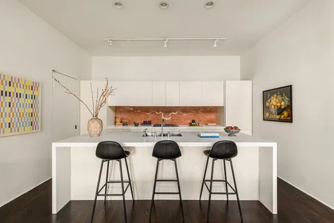 $2,800,000 | 252 7th Avenue, Unit 14G | Chelsea