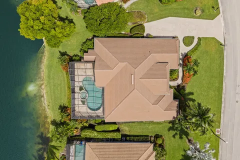 $1,125,000 | 8919 Lely Island Circle, Naples, FL 34113