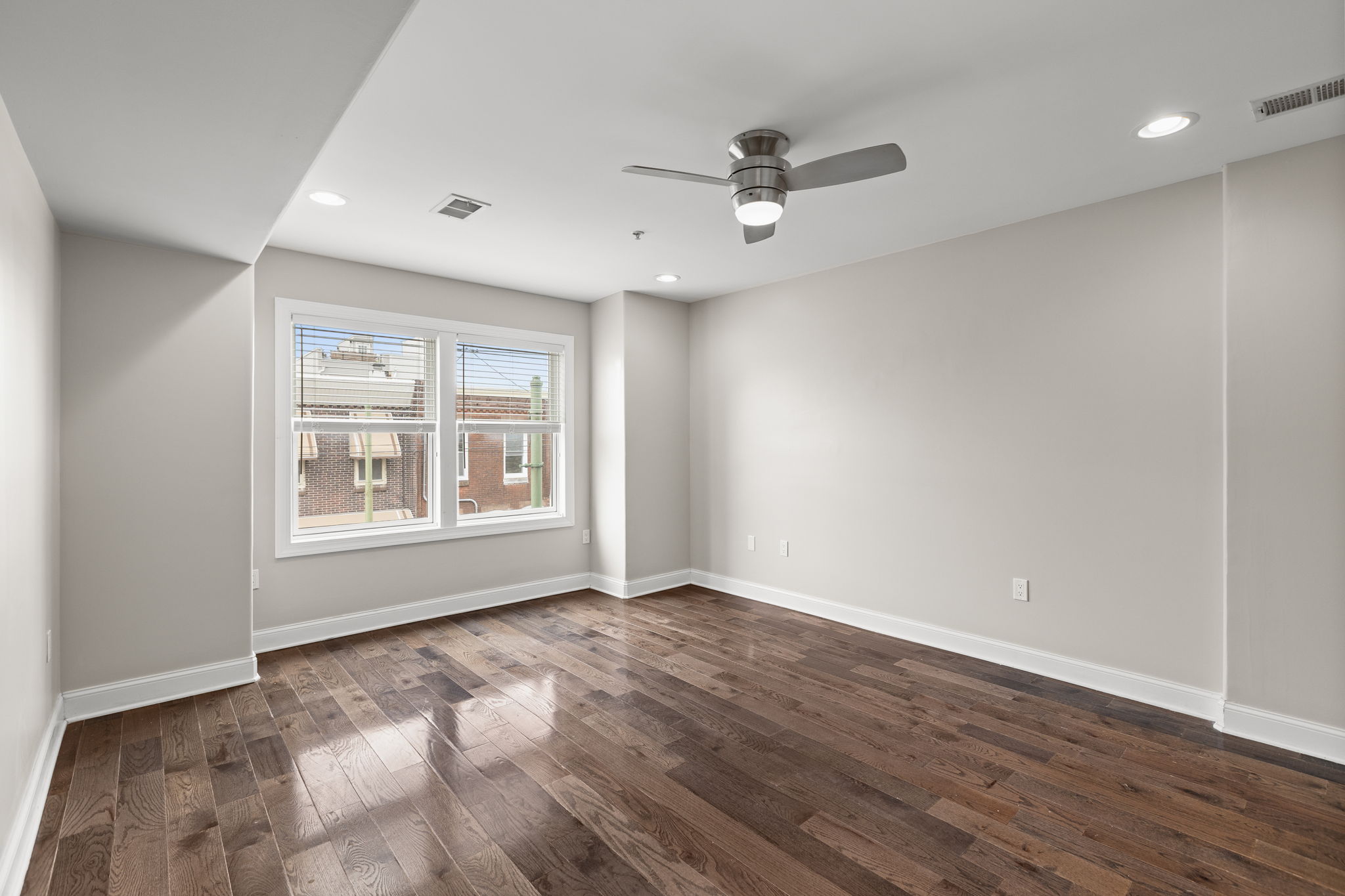 2129 Tasker Street Philadelphia, PA 19145 - Photo 25 of 51 Gallery Image 25