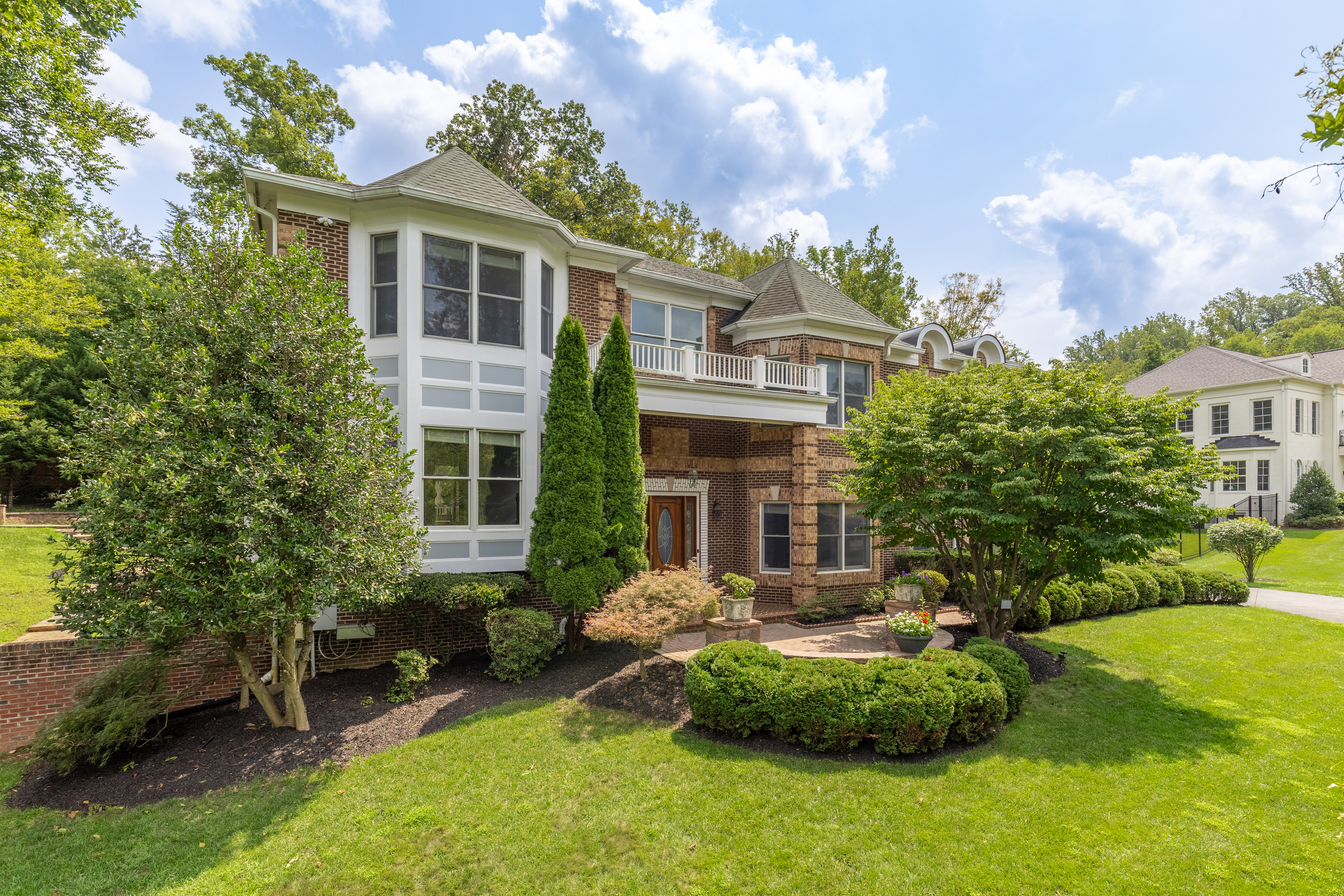 8505 Howell Road Bethesda, MD 20817 - Photo 2 of 22 Gallery Image 2