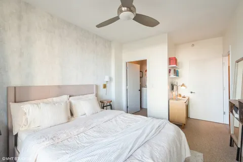 $350,000 | 451 West Huron Street, Unit 804, Chicago, IL 60654