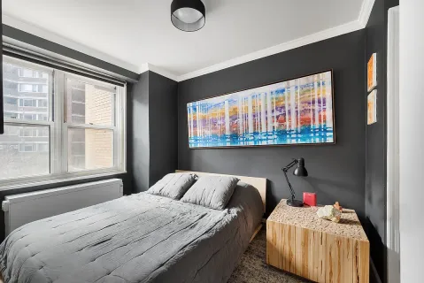 $529,000 | 305 East 24th Street, Unit 3S | Kips Bay
