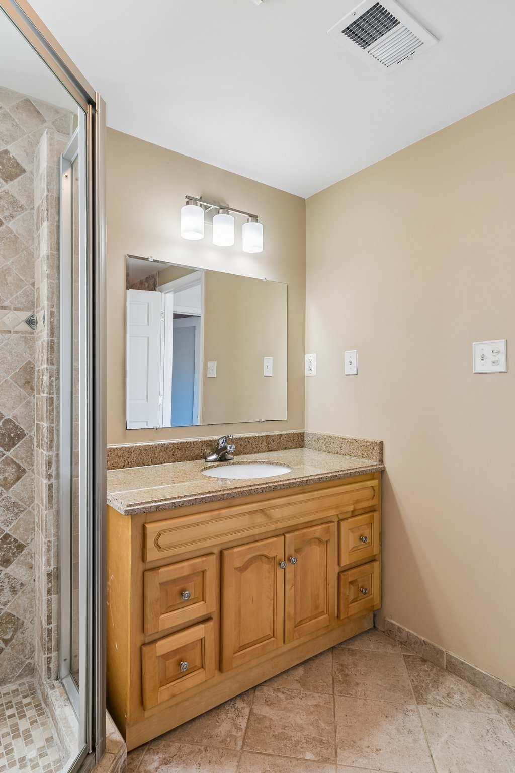 2128 Carpenter Street Philadelphia, PA 19146 - Photo 37 of 49