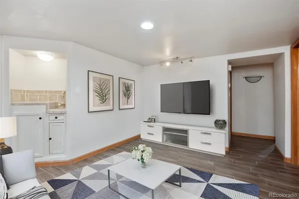 $900,000 | 3201 Stuart Street, Denver, CO 80212