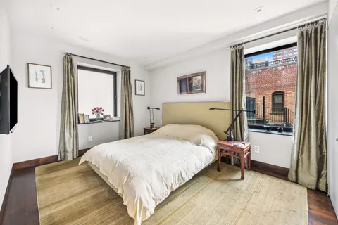 $4,950,000 | 1 West 67th Street, Unit 707 | Upper West Side