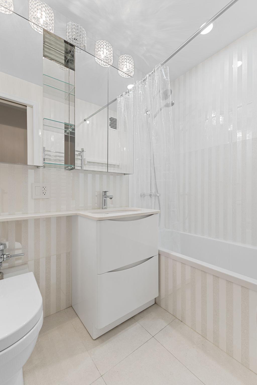 309 East 87th Street, Unit 3L Manhattan, NY 10128 - Photo 6 of 12