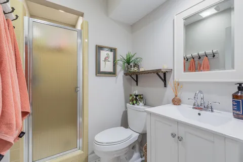 $1,250,000 | 1702 Mason Hill Drive, Alexandria, VA 22307