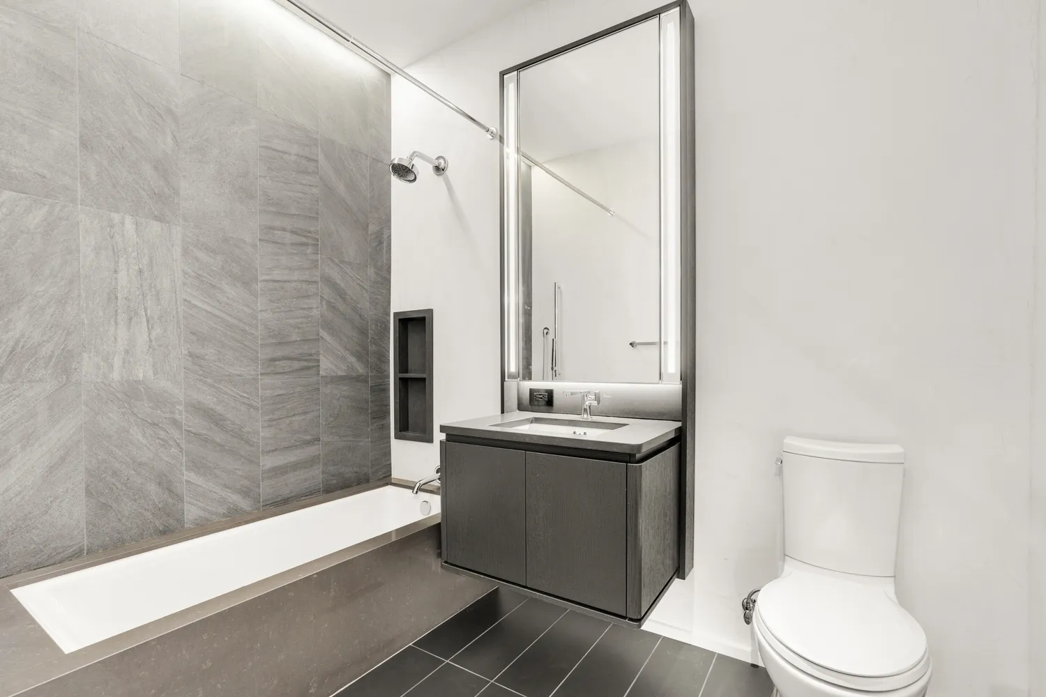 $13,000 | 77 Charlton Street, Unit S10A | Hudson Square