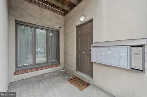 $230,000 | 211 Christian Street, Unit C, Philadelphia, PA 19147