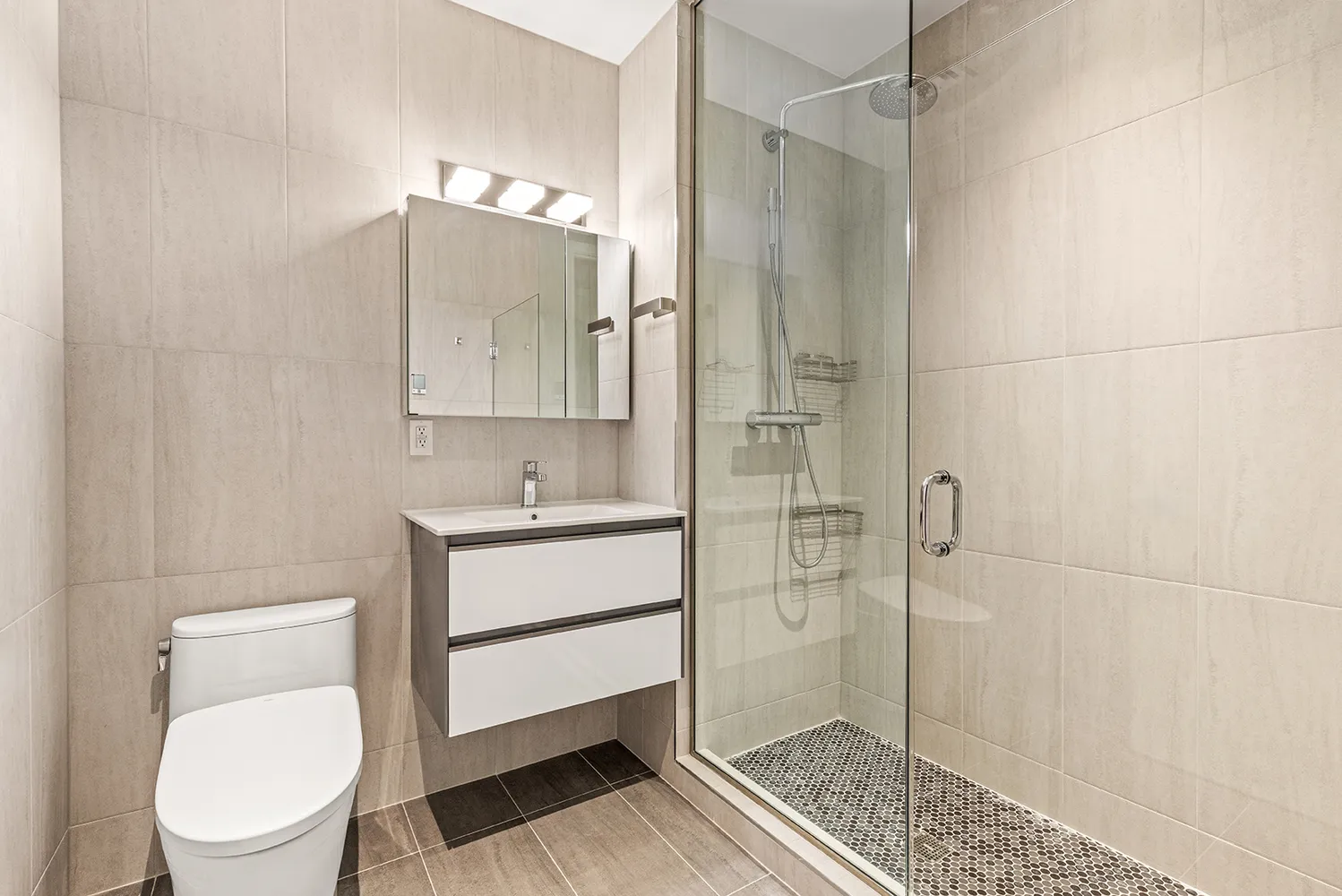 $2,595,000 | 128 West 26th Street, Unit 10 | Chelsea