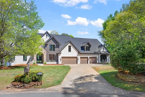 $3,500,000 | Address Upon Request, Cornelius, NC 28031