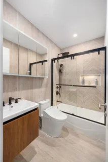 $1,325,000 | 90 Herbert Street, Unit 4B | Williamsburg