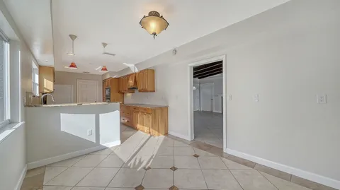 $525,000 | 2452 Whippoorwill Circle, Sarasota, FL 34231