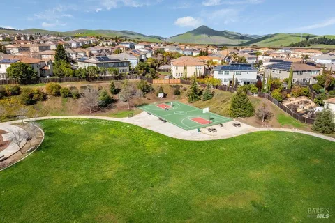 $1,350,000 | 661 Stoneman Court, Benicia, CA 94510