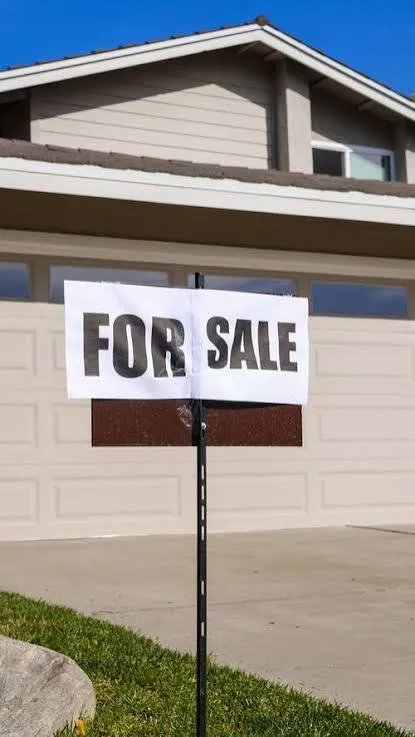 Contact Agent | 4222 West Foster Avenue, Chicago, IL 60630