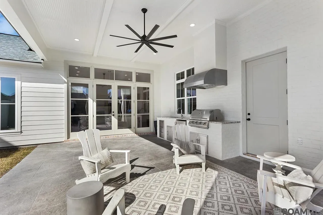 $944,500 | 2755 Harveston Mill Drive, Baton Rouge, LA 70810