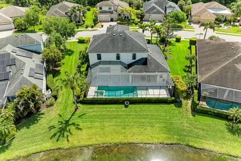 $949,000 | 826 Honeyflower Loop, Bradenton, FL 34212