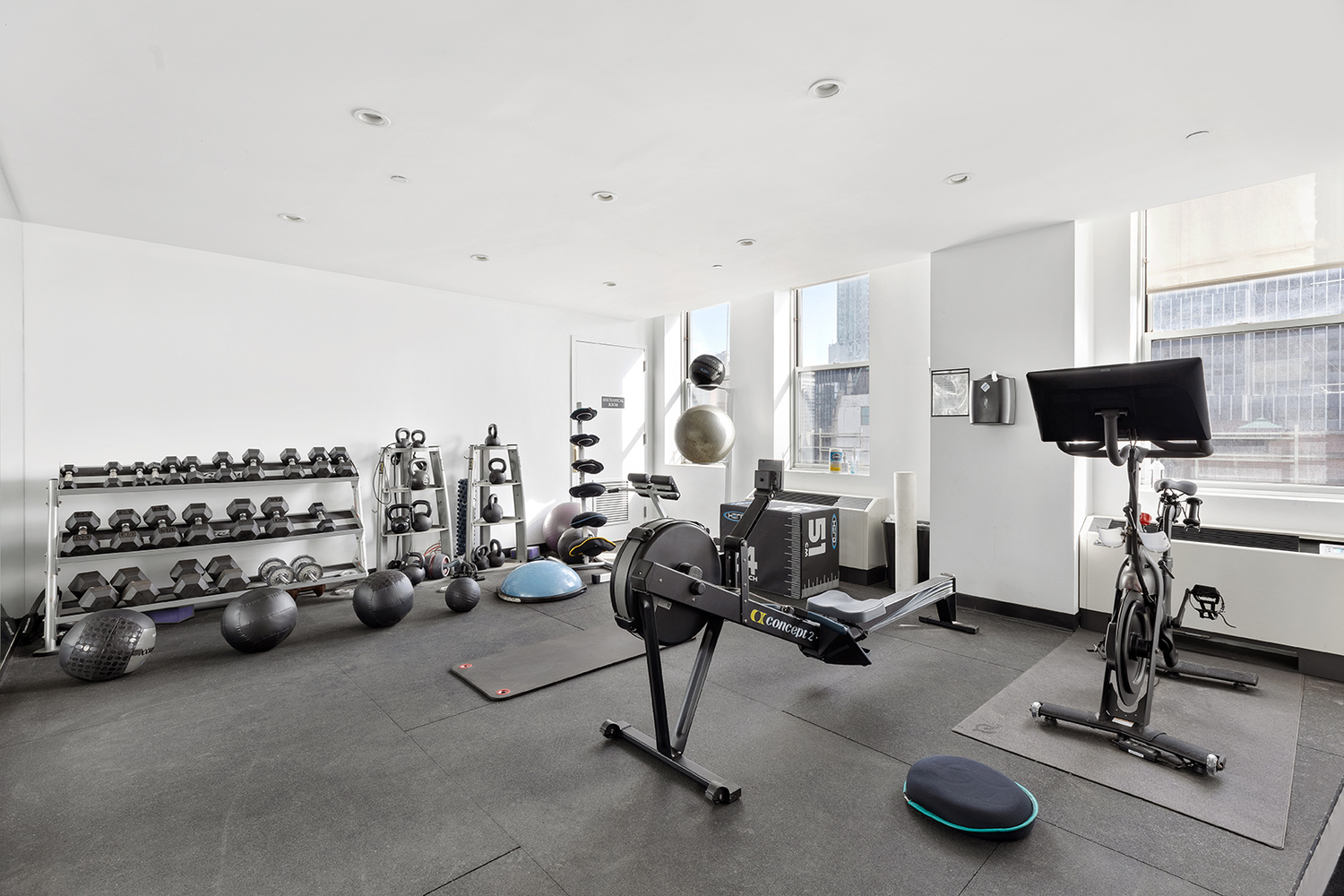 270 Broadway, Unit 18D Manhattan, NY 10007 - Photo 19 of 22