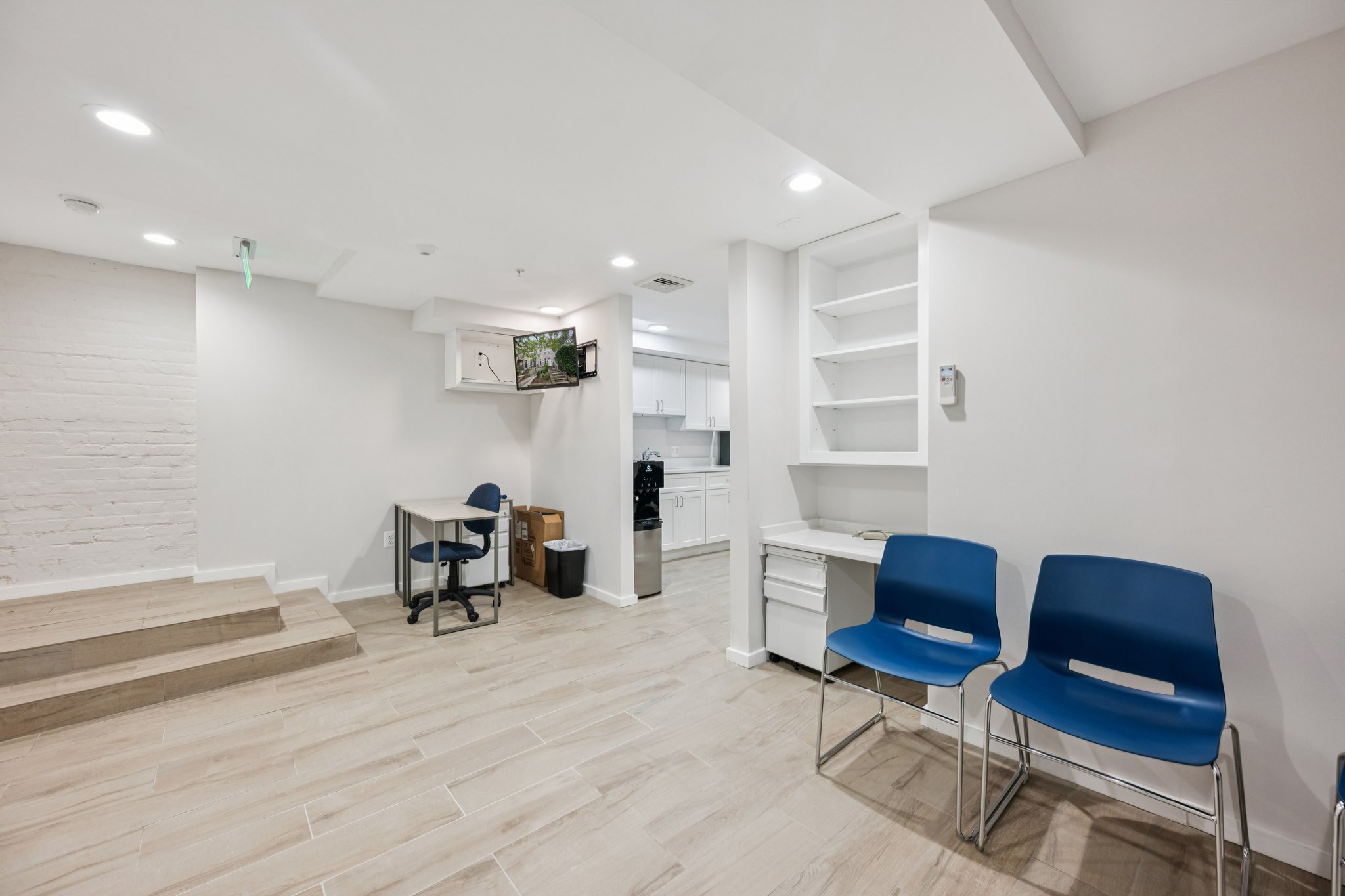 2708 Ontario Road Northwest Washington, DC 20009 - Photo 28 of 38