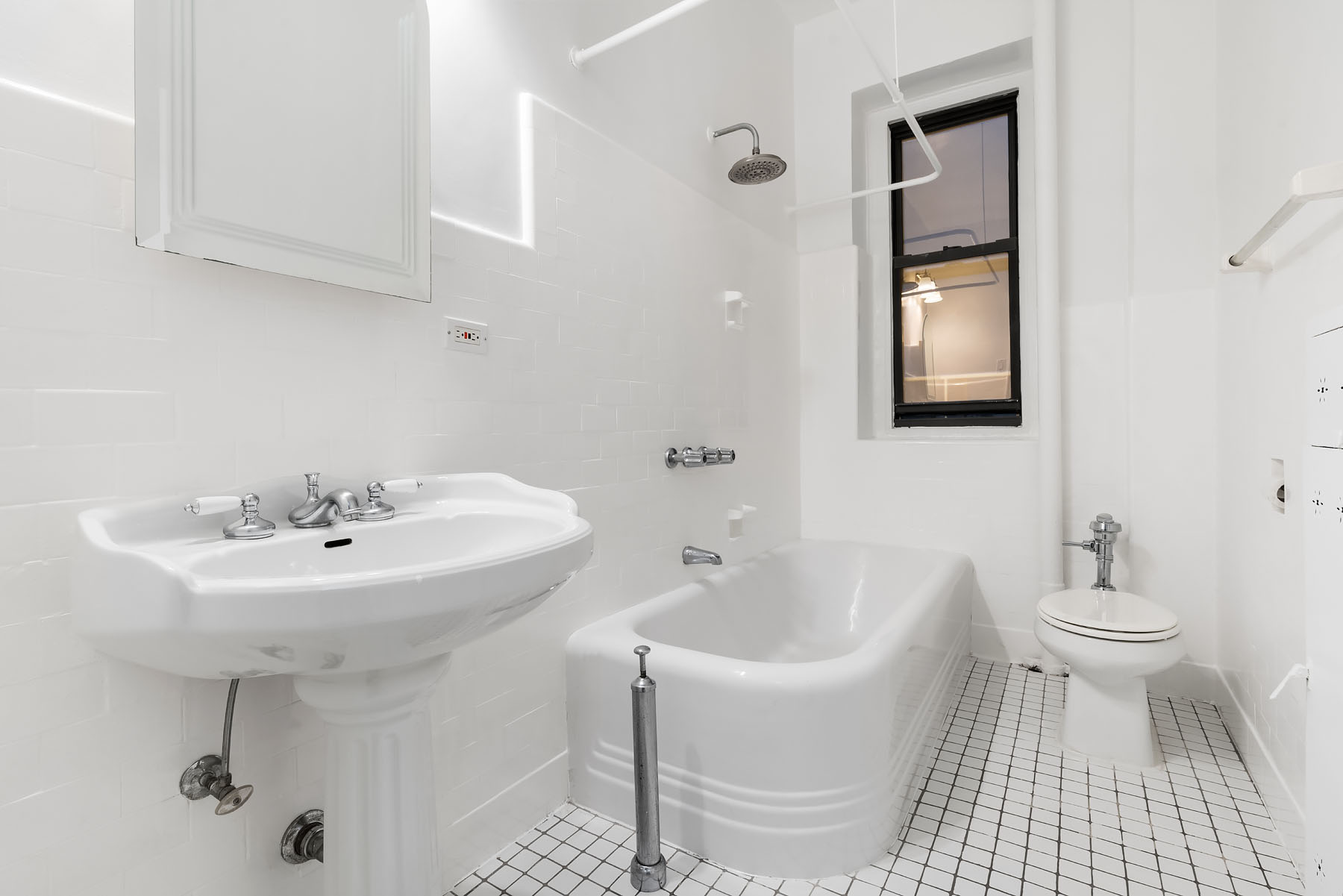 340 West 86th Street, Unit 3E Manhattan, NY 10024 - Photo 3 of 13