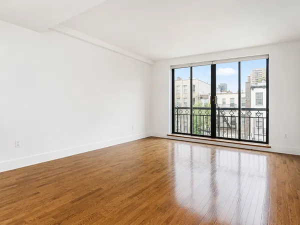 $4,707 | 80 Meserole Street, Unit 2J | Williamsburg