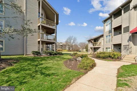 $595,000 | 2110 Chesapeake Harbour Drive East, Unit 101, Annapolis, MD 21403