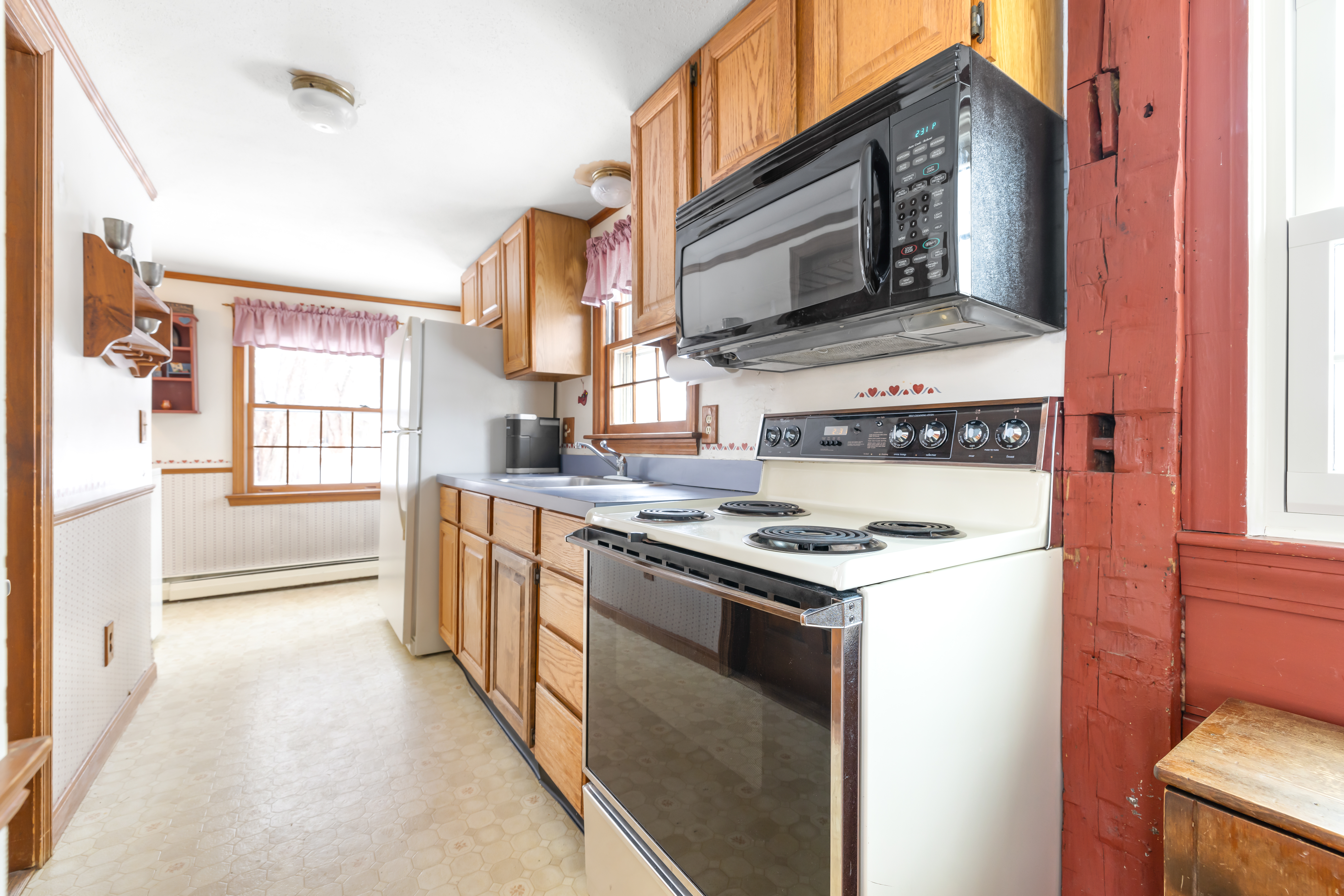 8 Washington Street Mendon, MA 01756 - Photo 8 of 19