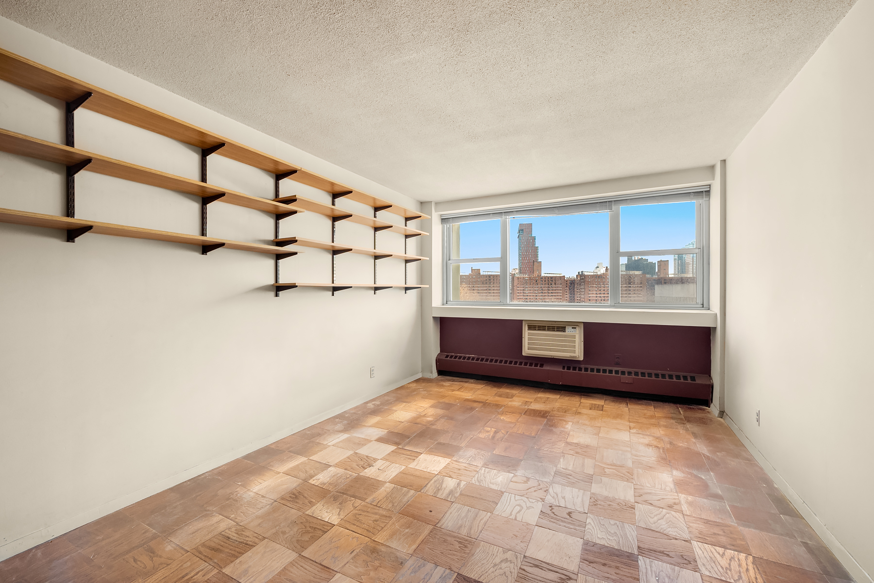 75 Henry Street, Unit 9G Brooklyn, NY 11201 - Photo 4 of 13 a view of workspace with window