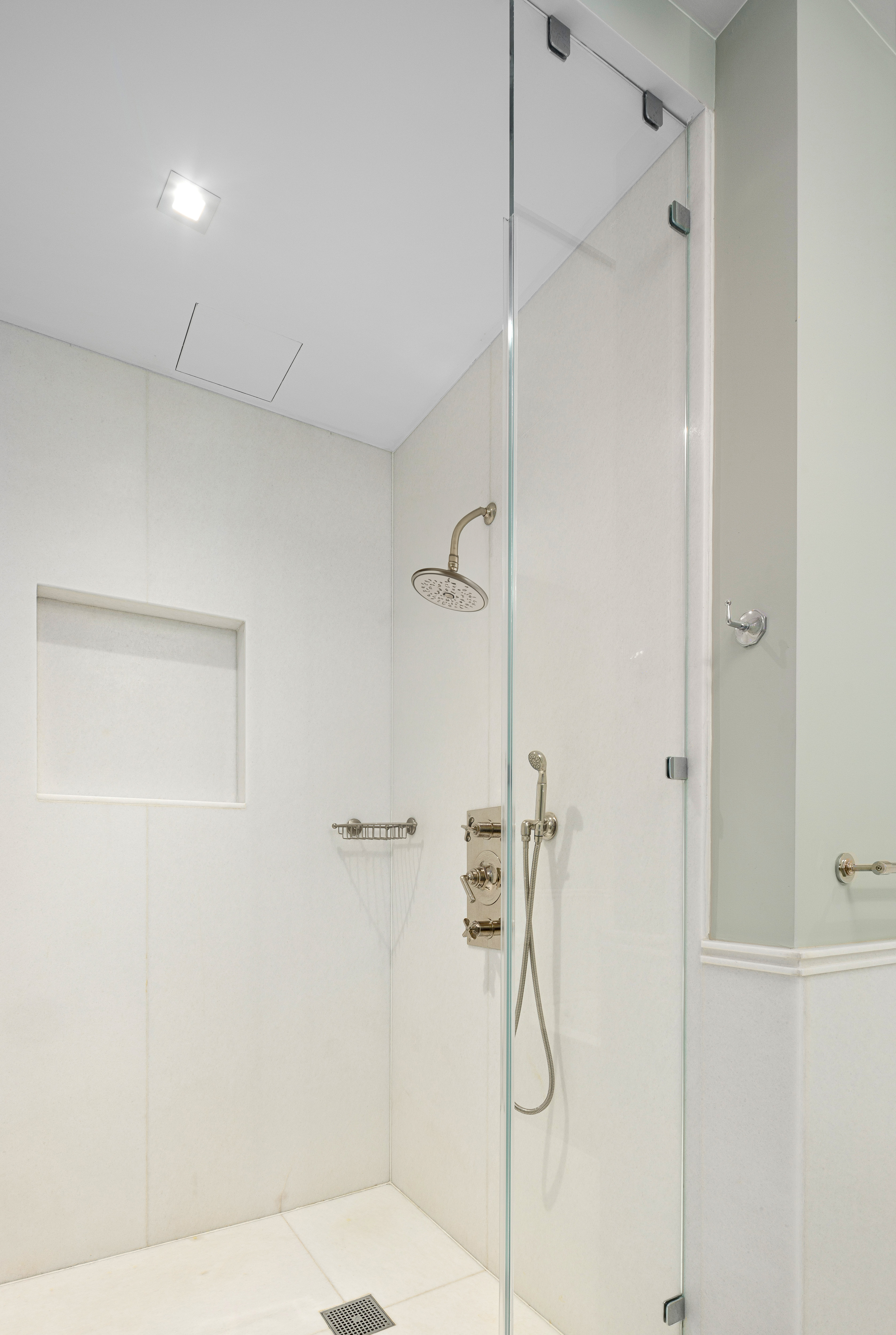 101 West 78th Street, Unit 3A Manhattan, NY 10024 - Photo 9 of 17