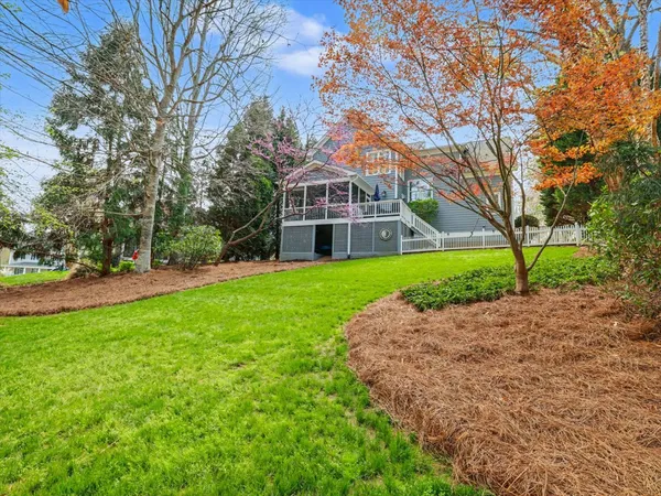 $1,100,000 | 205 Park Bluff Drive, Chapel Hill, NC 27517