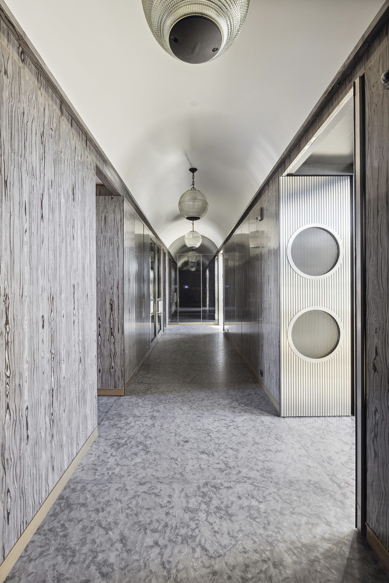 551 West 21st Street, Unit PH Manhattan, NY 10011 - Photo 15 of 51 a view of entryway and hall