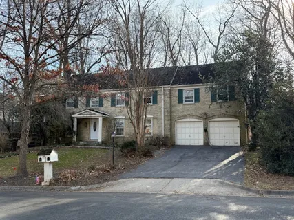 $1,375,000 | 9004 Copenhaver Drive, Potomac, MD 20854