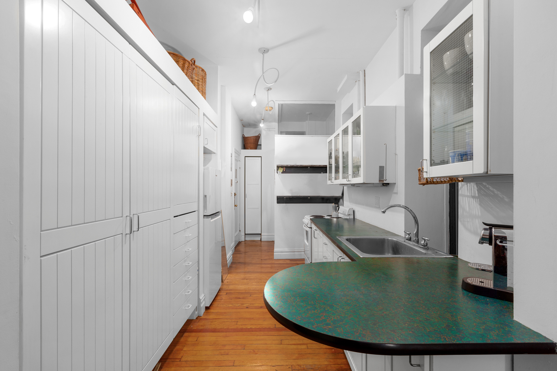 25 Leroy Street, Unit 4 Manhattan, NY 10014 - Photo 5 of 9